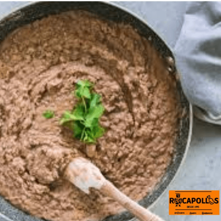 1/2 ORDEN FRIJOLES REFRITOS