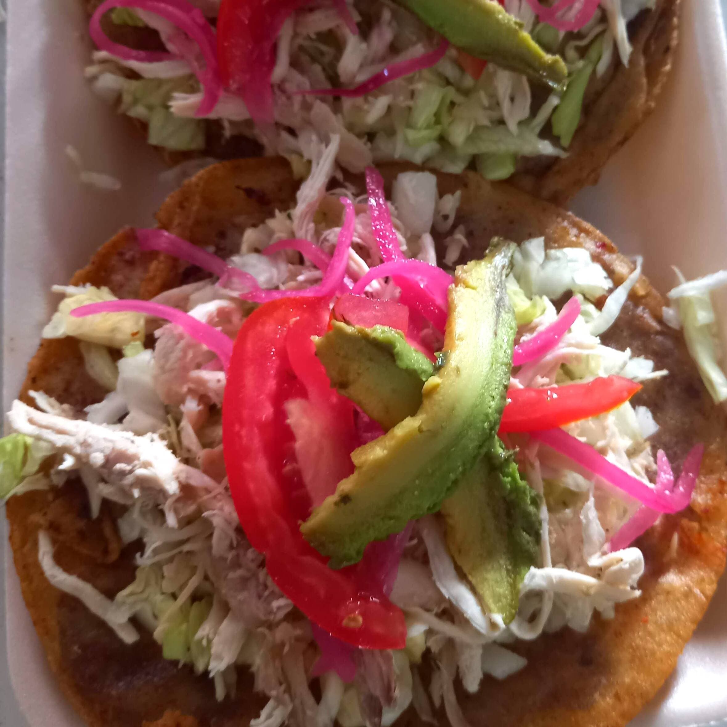 Panucho de Pollo