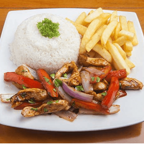 Pollo Saltado
