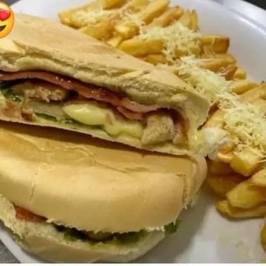 2X1 SANDWICH CUBANO + PAPAS  FRANCESAS