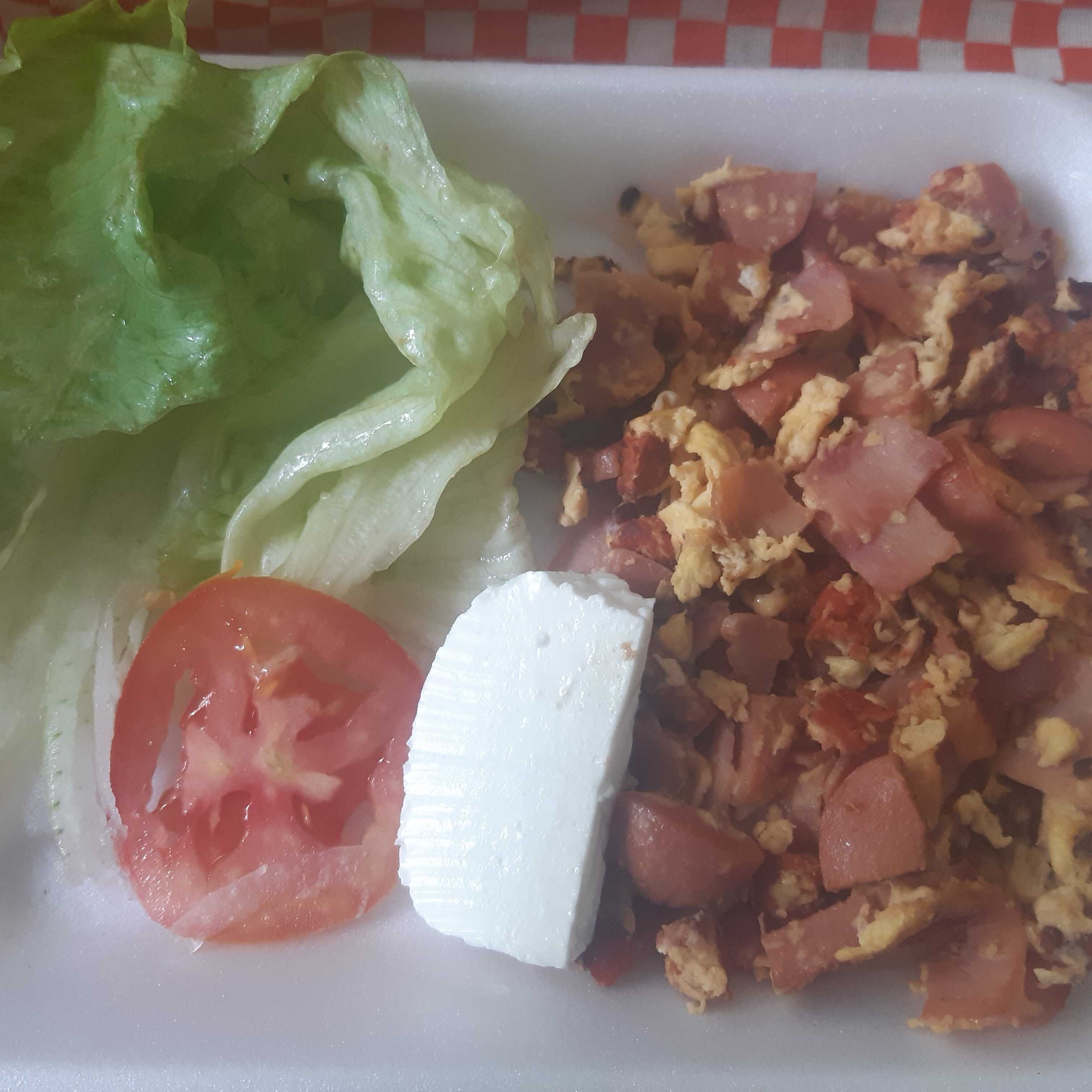 Lonche De Huevo, Salchicha, Jamon, Chorizo y Pnla