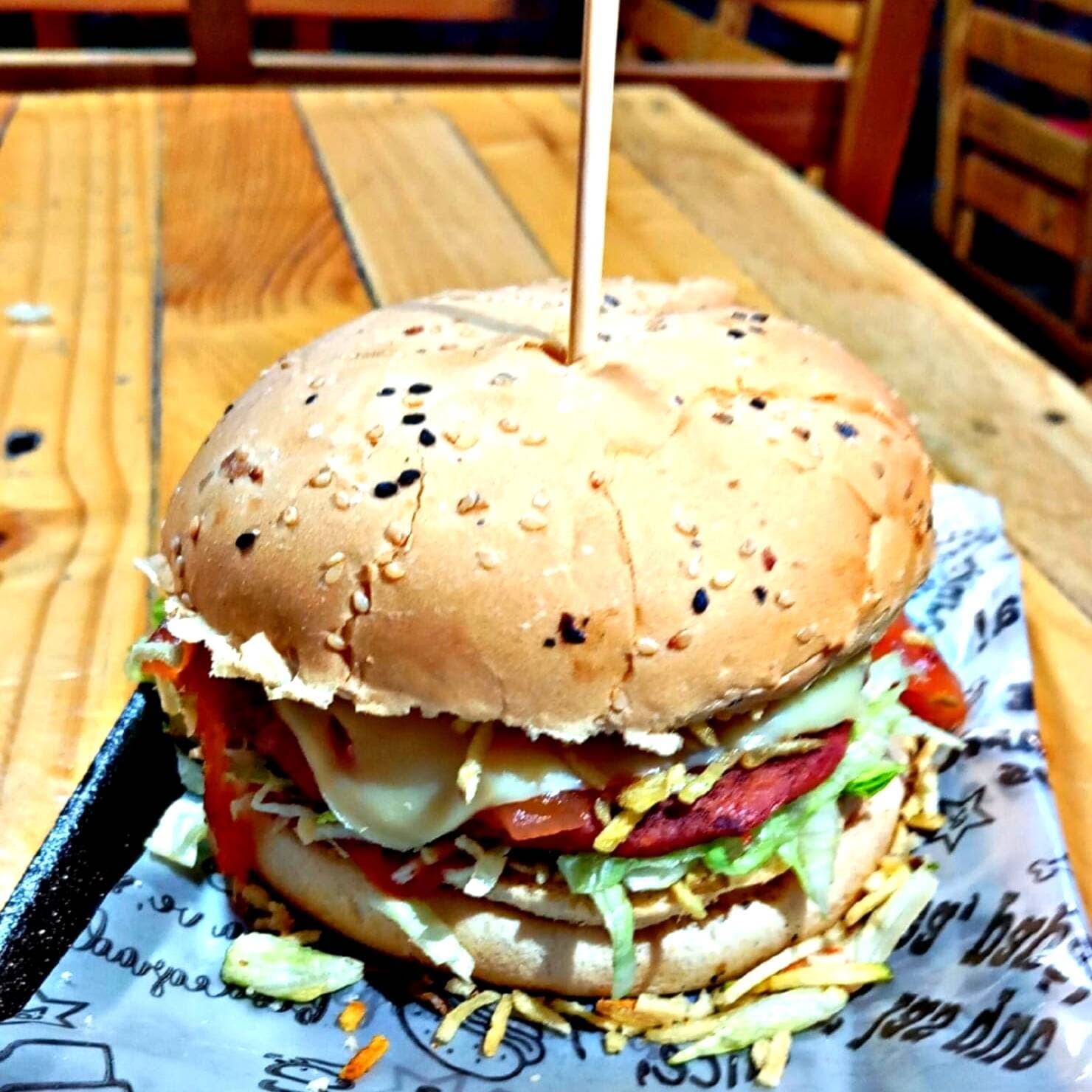 BurgerTuns $7.900 🍔😋