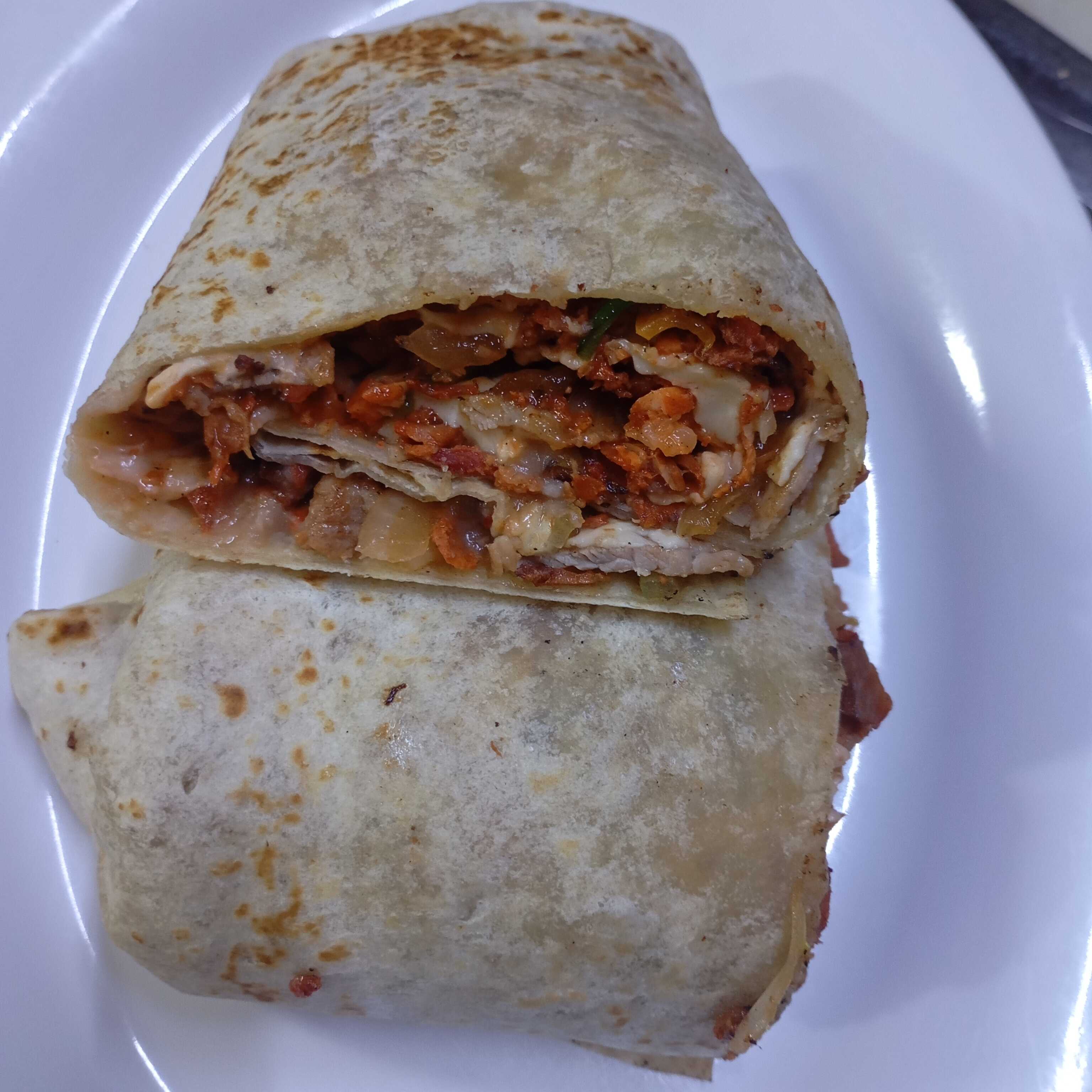 Burrito De Bisteck Con Pastor