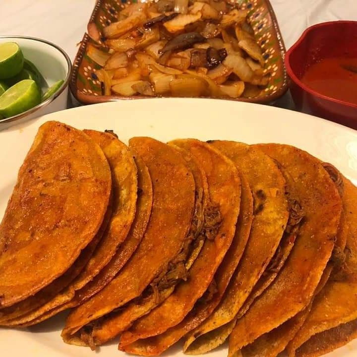 Taco de Deshebrada
