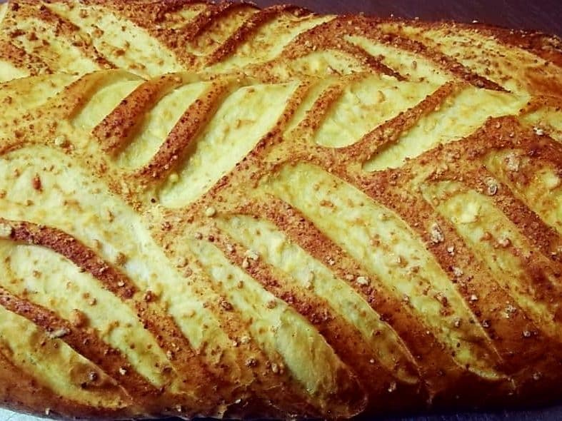 Pan Salado Relleno de Jamón y Queso