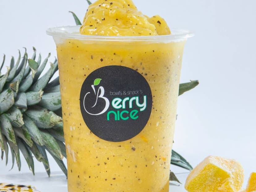 Berry Nice Bowls (Cristo Rey)