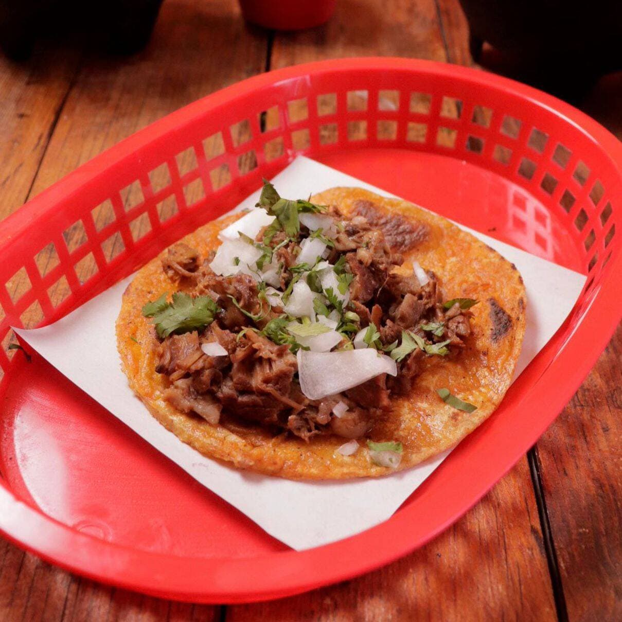 3 Tacos de Birria + Bebida