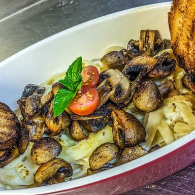 Pasta con Hongos