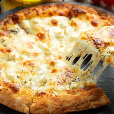 Pizza Tres Quesos