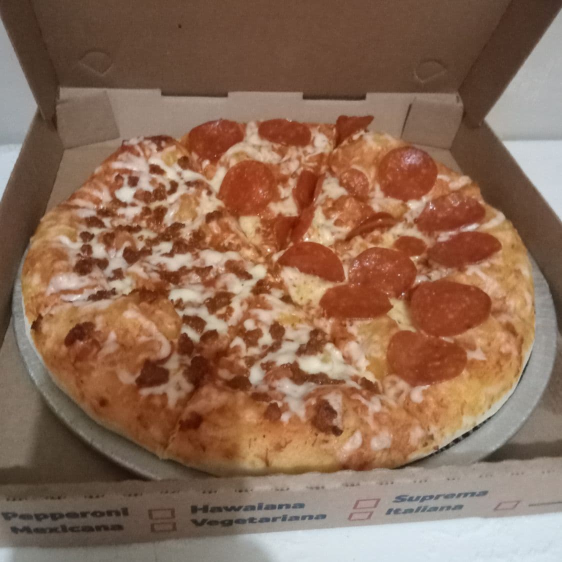 Pizza pepperoni/ Chorizo Grande