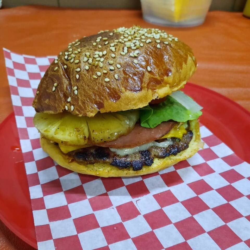 Hamburguesa Hawaiana
