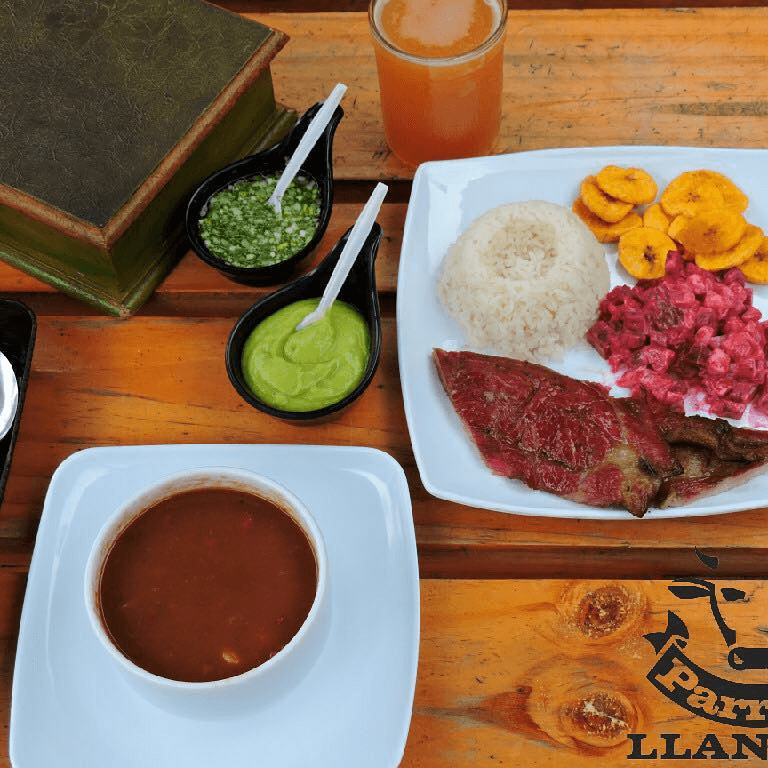 Combo Jueves De Frijoles Con Carne a la Llanera