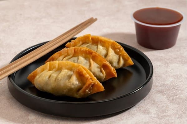 Gyozas de cerdo fritas