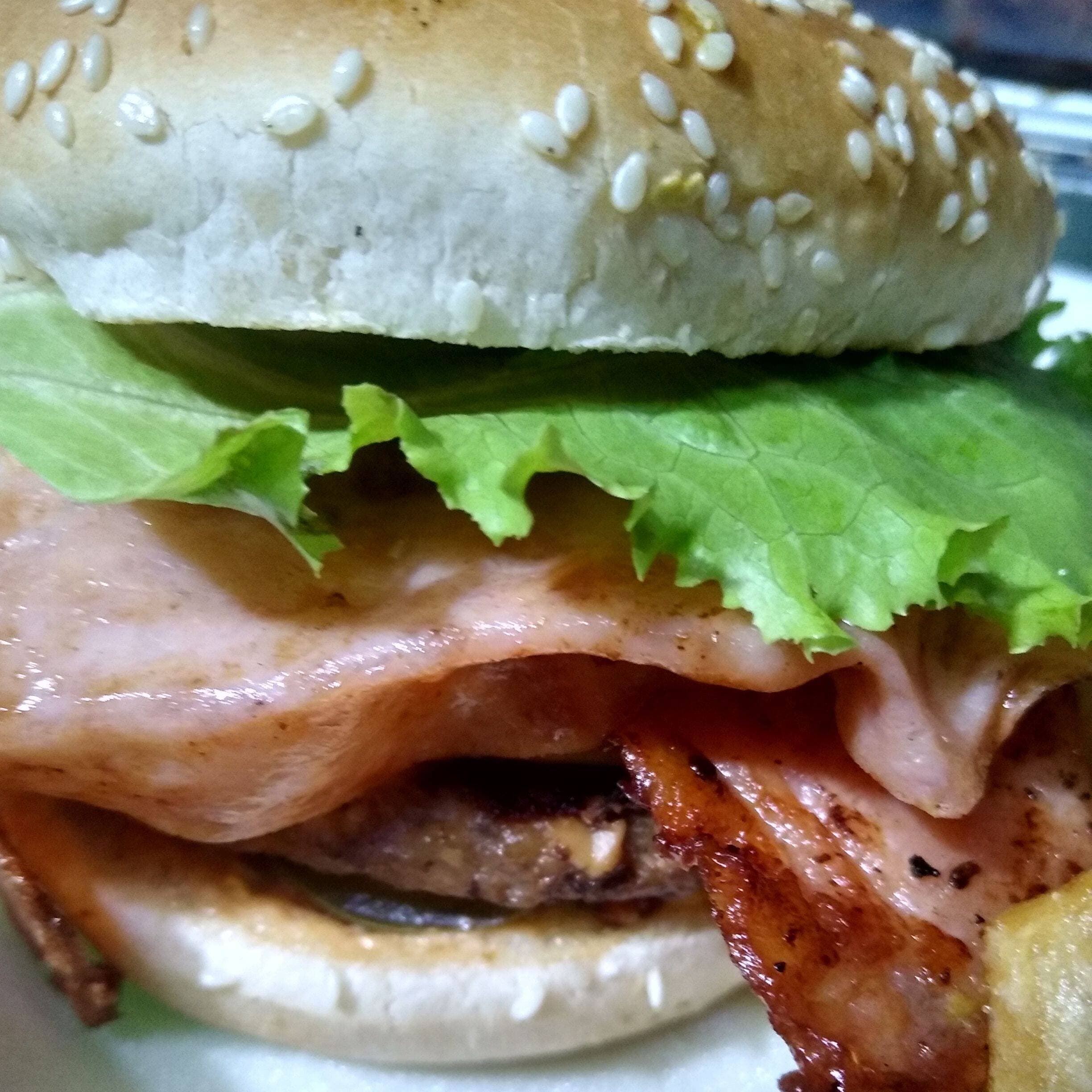 Hamburguesa Tocino Hawaiana