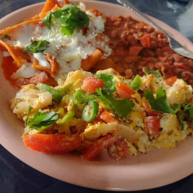 Desayunos (huevos al gusto)