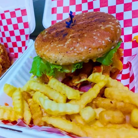 Hamburguesa La Indomable