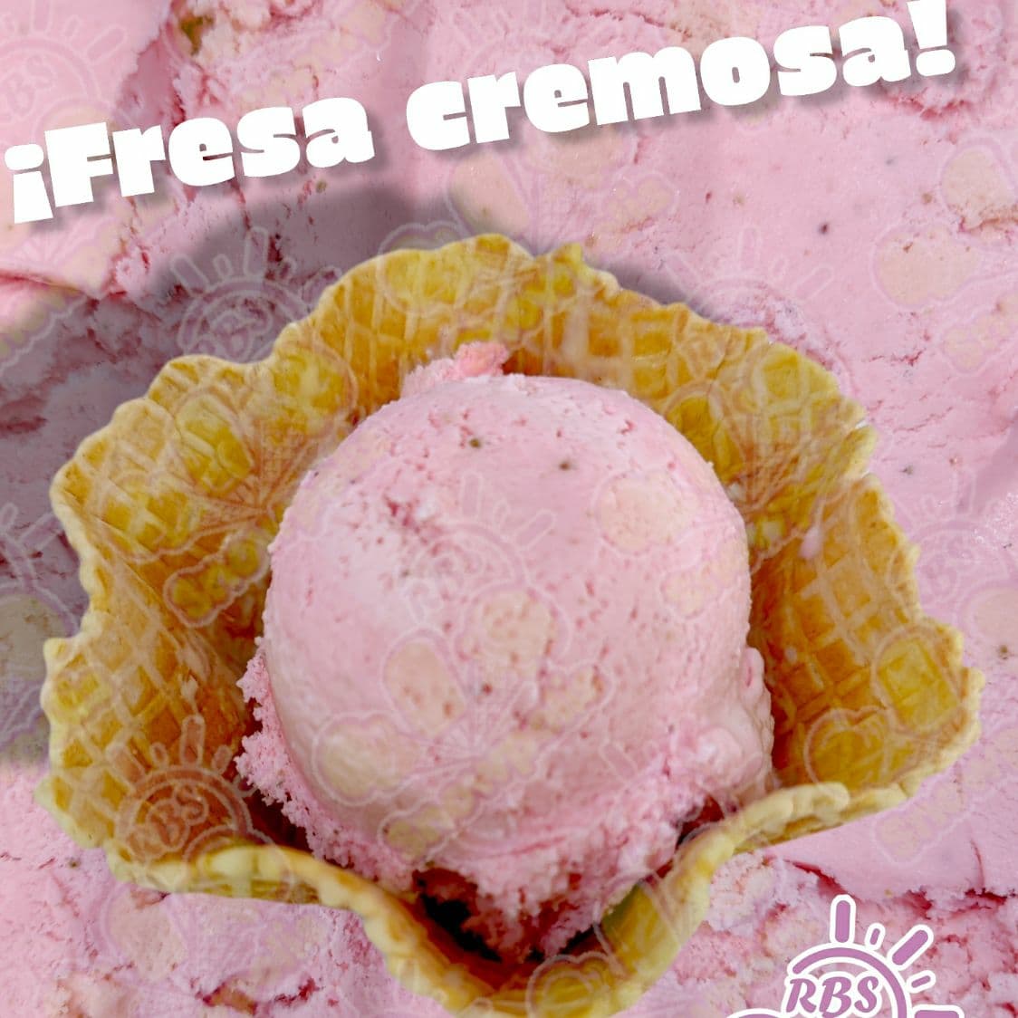 Helado de fresa cremosa