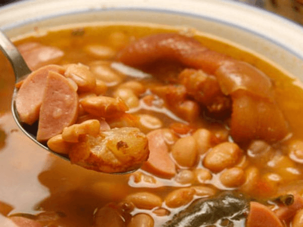 FRIJOLES CHARROS