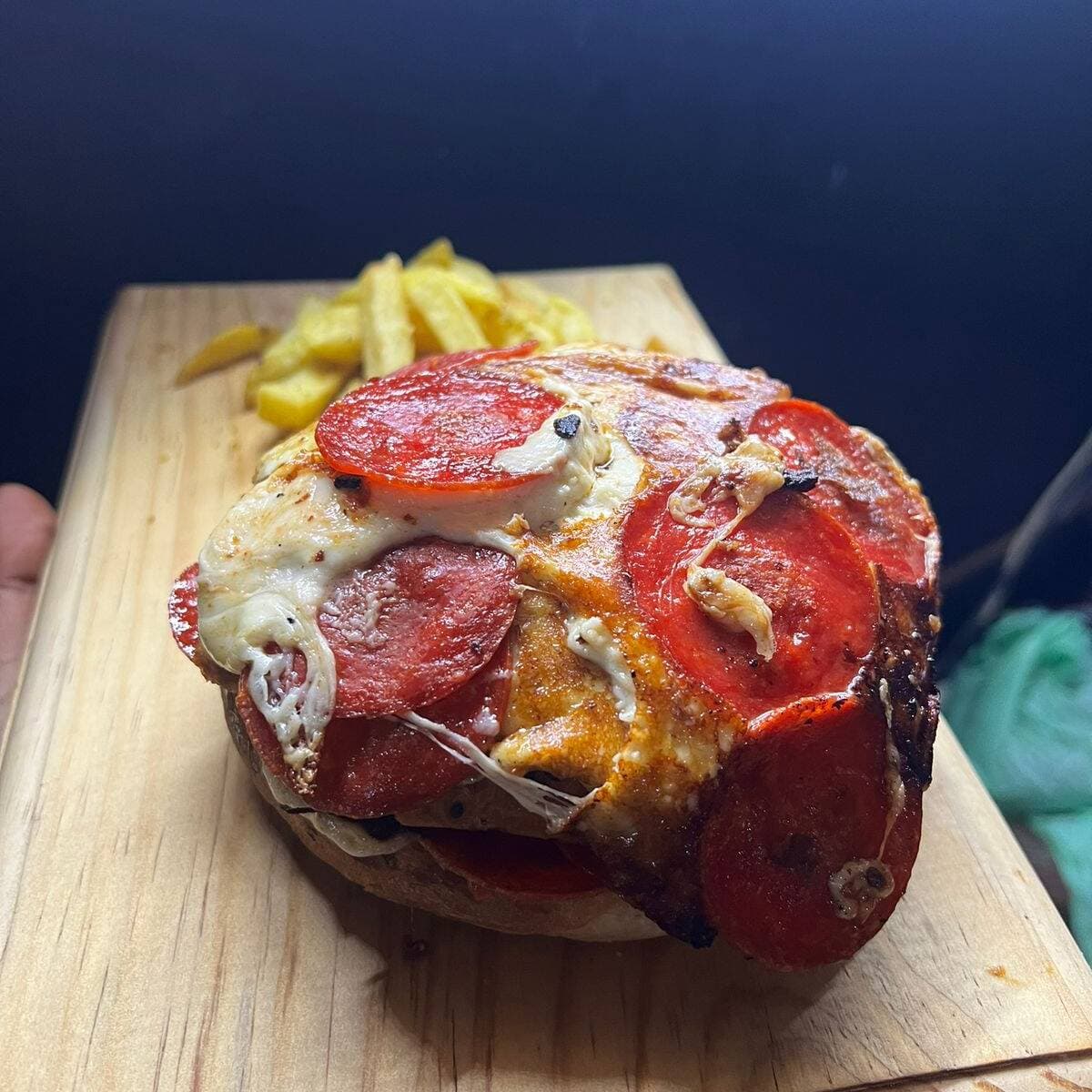 PIZZABURGER