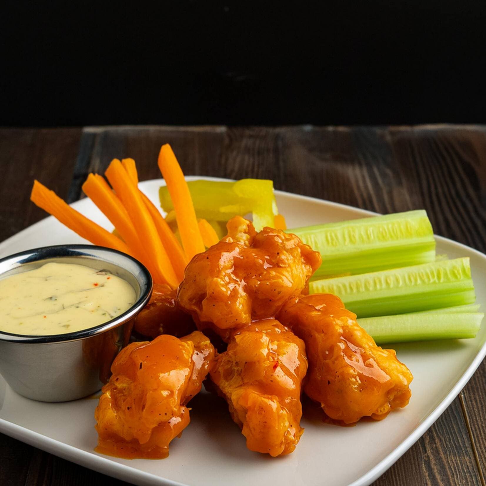 Boneless Mango Habanero(CON PAPAS)