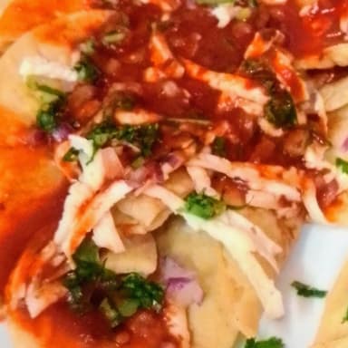 Chilaquiles Rojos