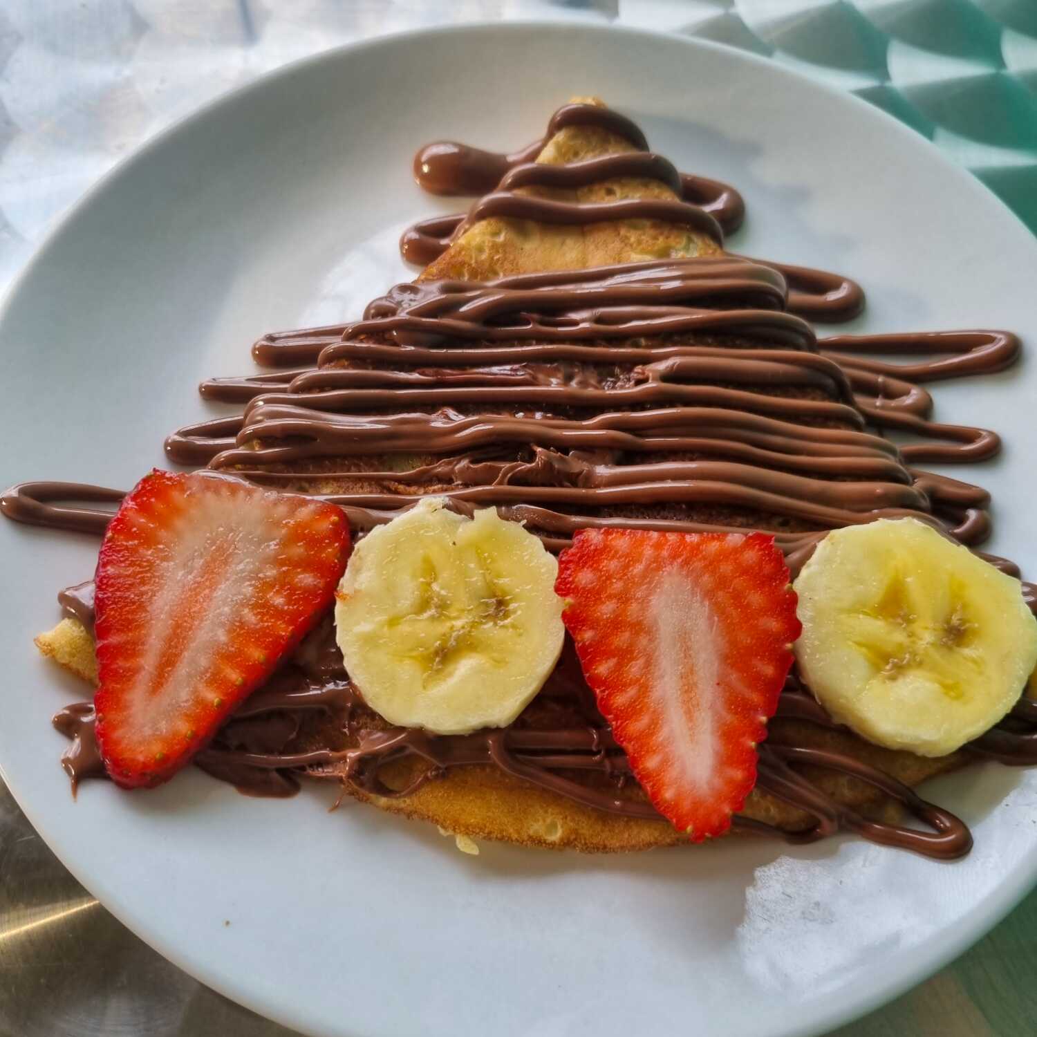 Crepa Banana Fresa nutella