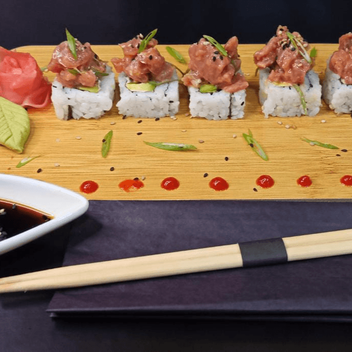 SPICY TUNA ROLL