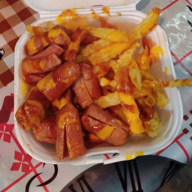 Salchipapas