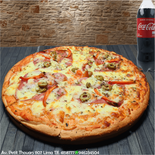 Pizza Americana y Gaseosa de 1.5 L