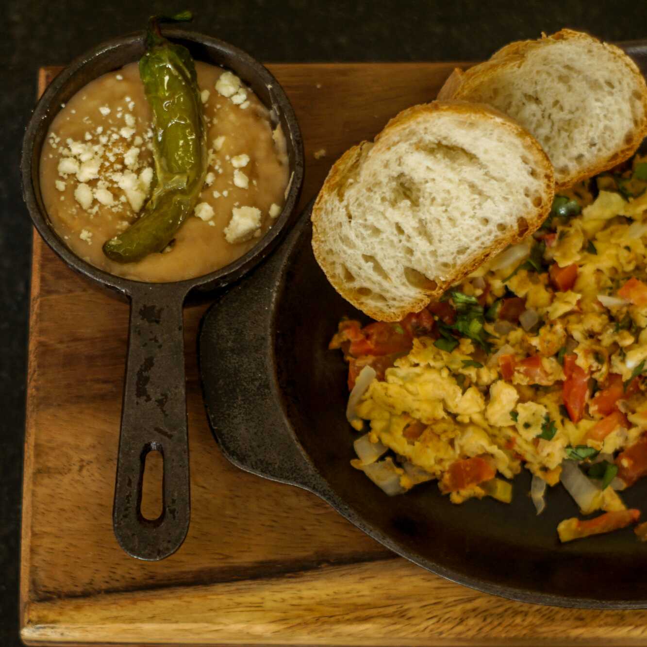 Huevos a la Mexicana