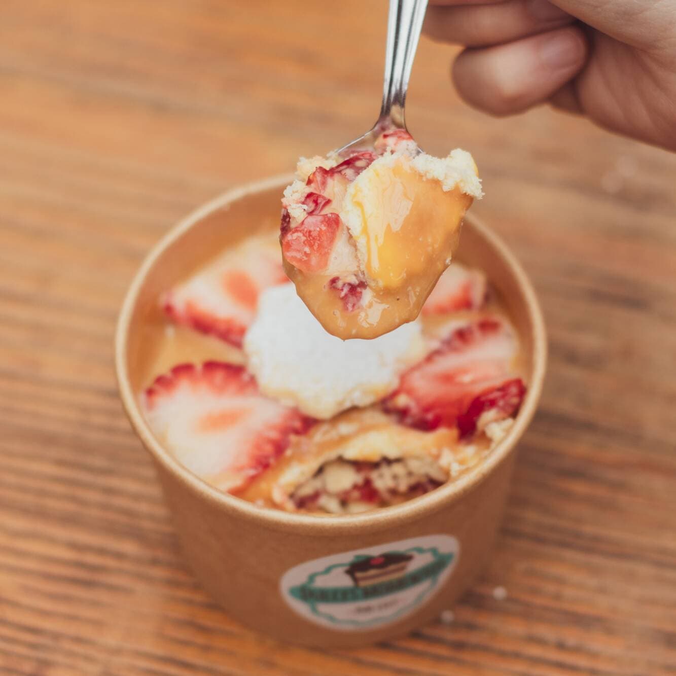 Cuchareable de Alfajor con Fresas