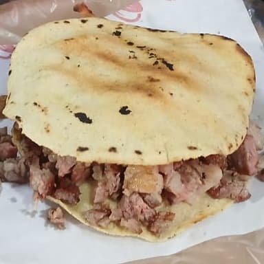 Tostada+jamaica.