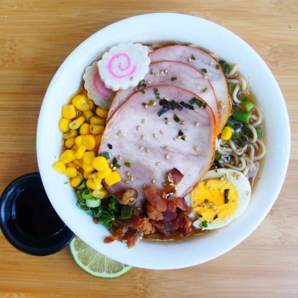 Suki Ramen con Lomo Canadiense