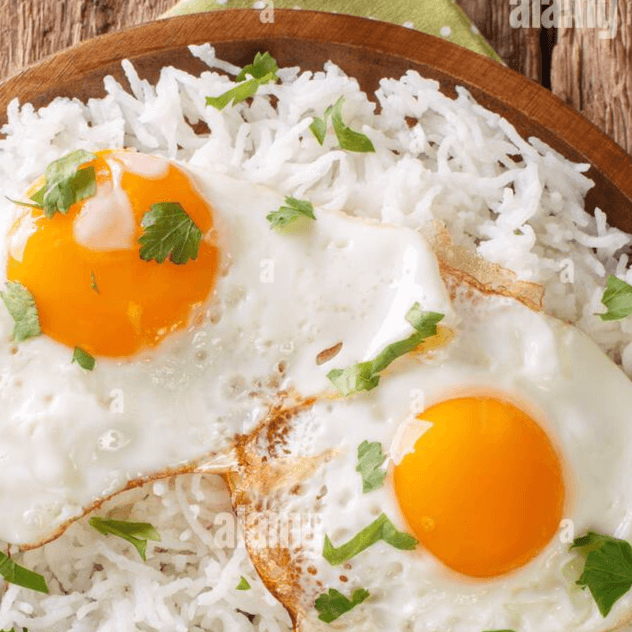 Desayuno con Huevos Fritos Para Dos
