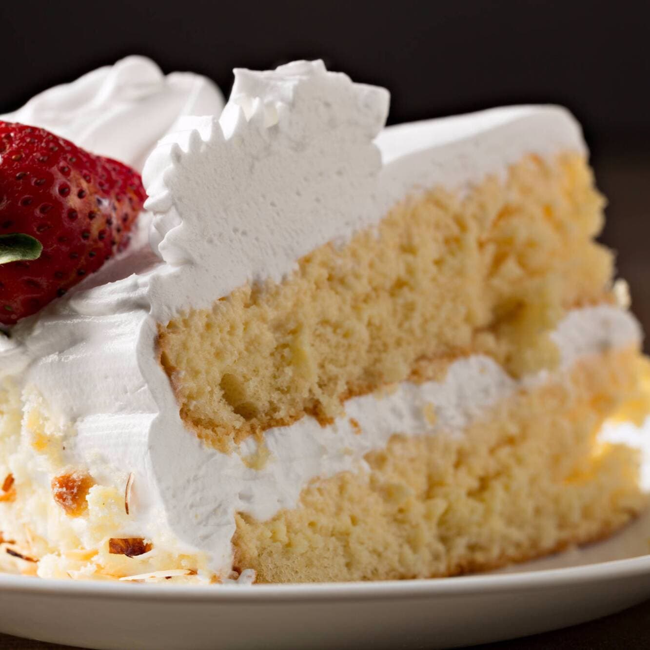 PORCION DE TORTA TRES LECHES