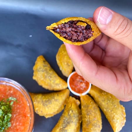 Empanada con Morcilla 1 Unidad