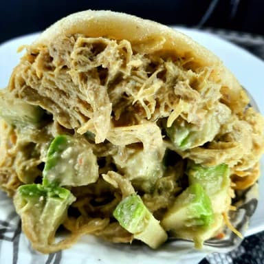 Arepa Reina Pepiada