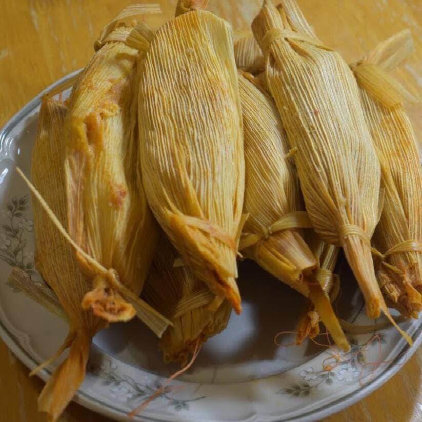 Tamal de Cerdo en Chile Morita