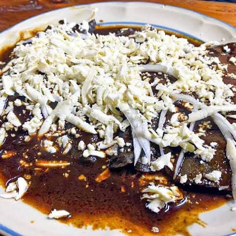 Enmoladas con Pollo