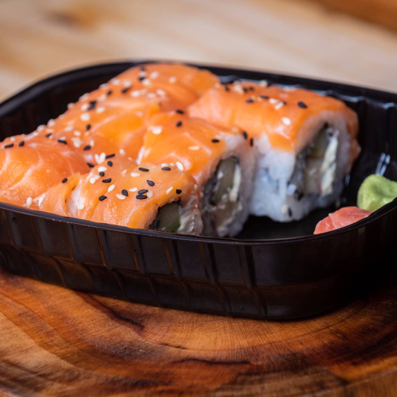 Salmón Roll 10 Piezas