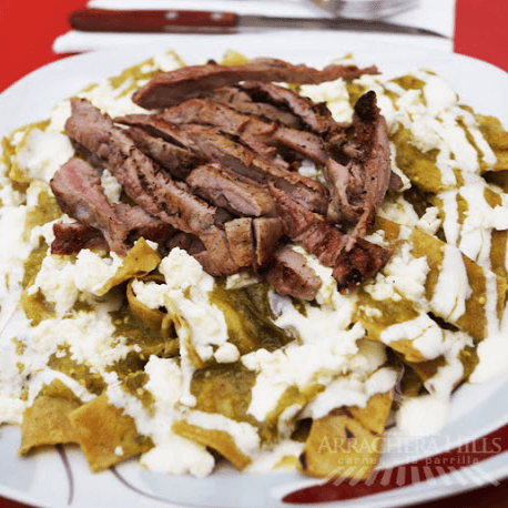 Chilaquiles con Arrachera