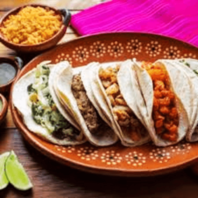 Taco Longaniza en Tortilla de Harina