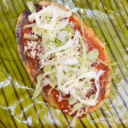 Chalupa con Queso de Hebra