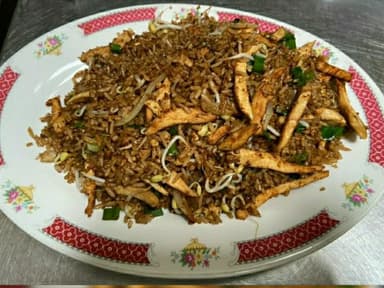Arroz Frito con Pollo (ENTERO)