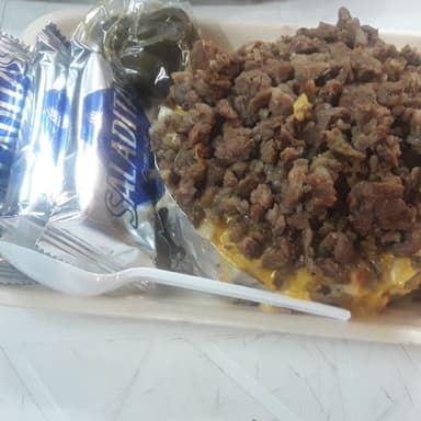 1 PAPÁ ASADA CON BISTEC