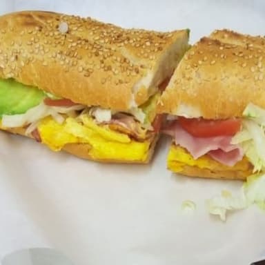 Panino de atún