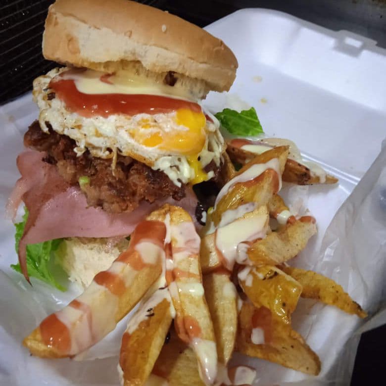 Hamburguesa Tata con papas