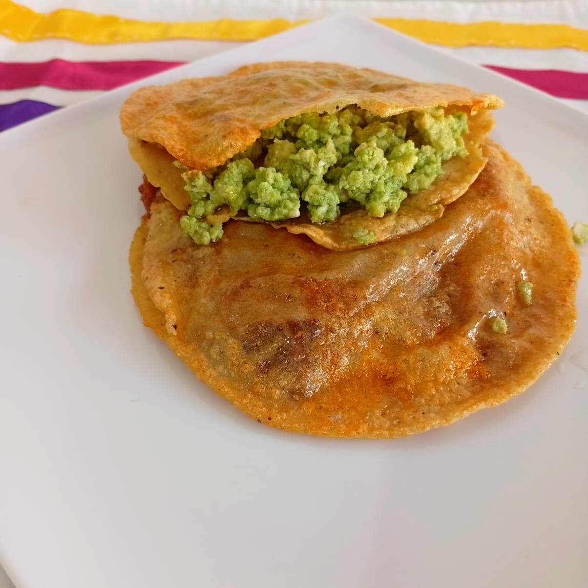 Gorditas de huevo verde