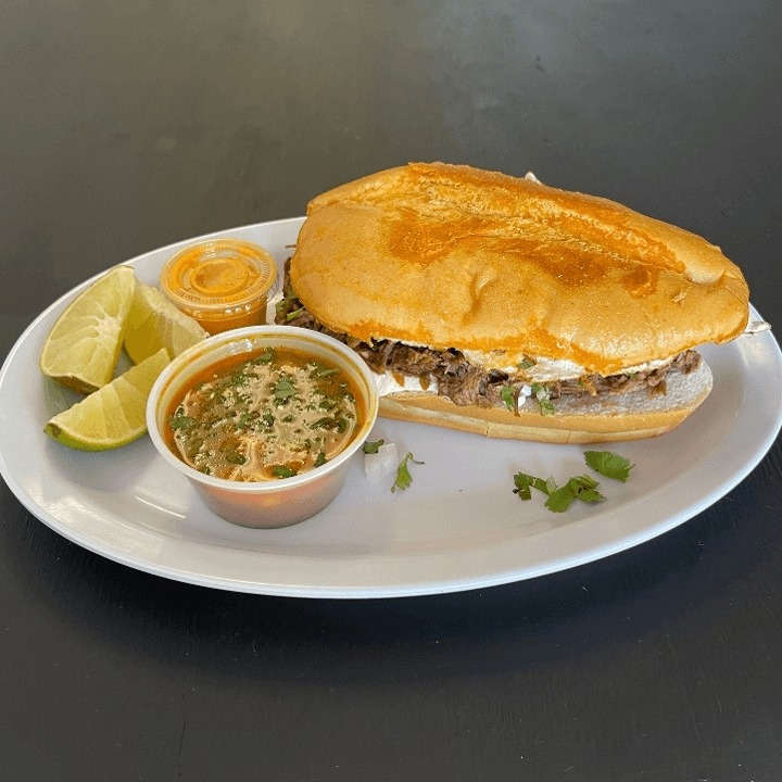1 TORTA COCHINITA 1 CONSOME CHICO 1 COCA