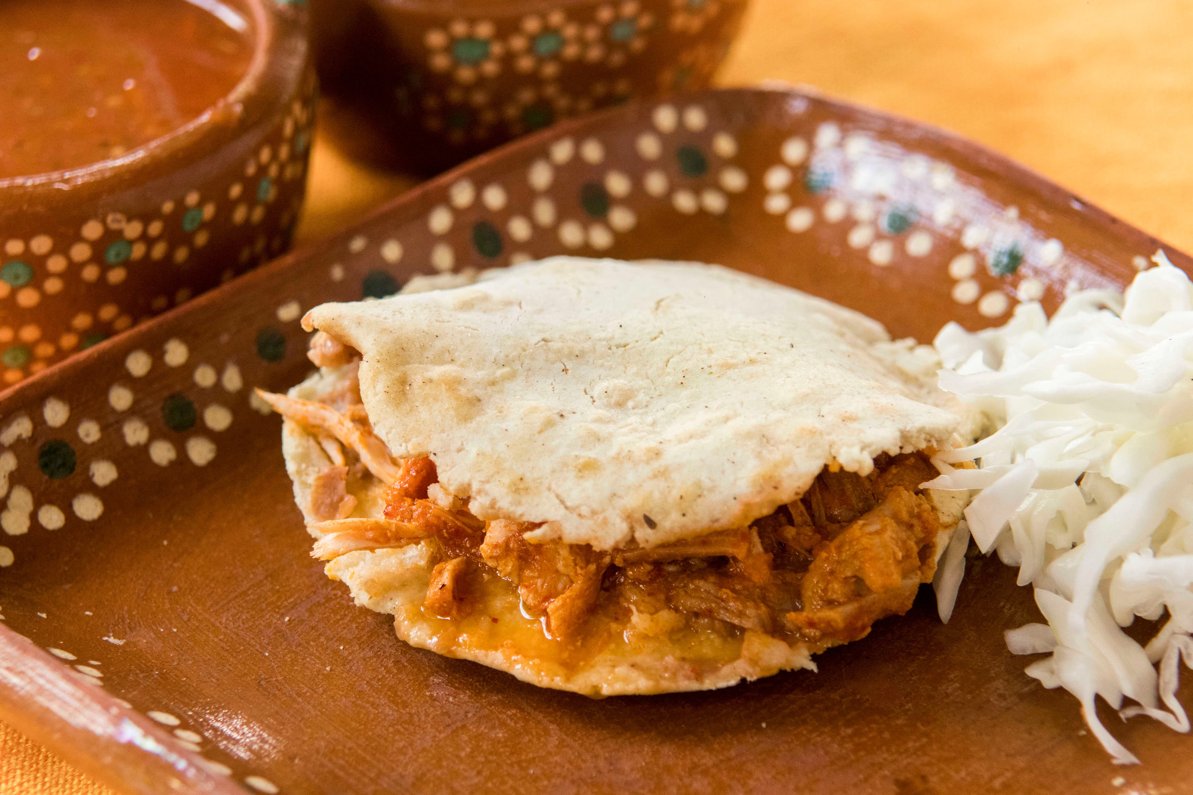 4 Gorditas + Agua